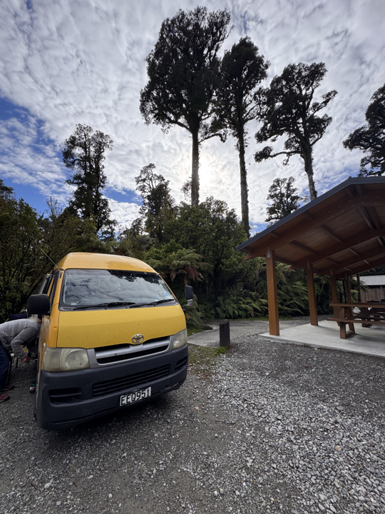 Lake Paringa Camp